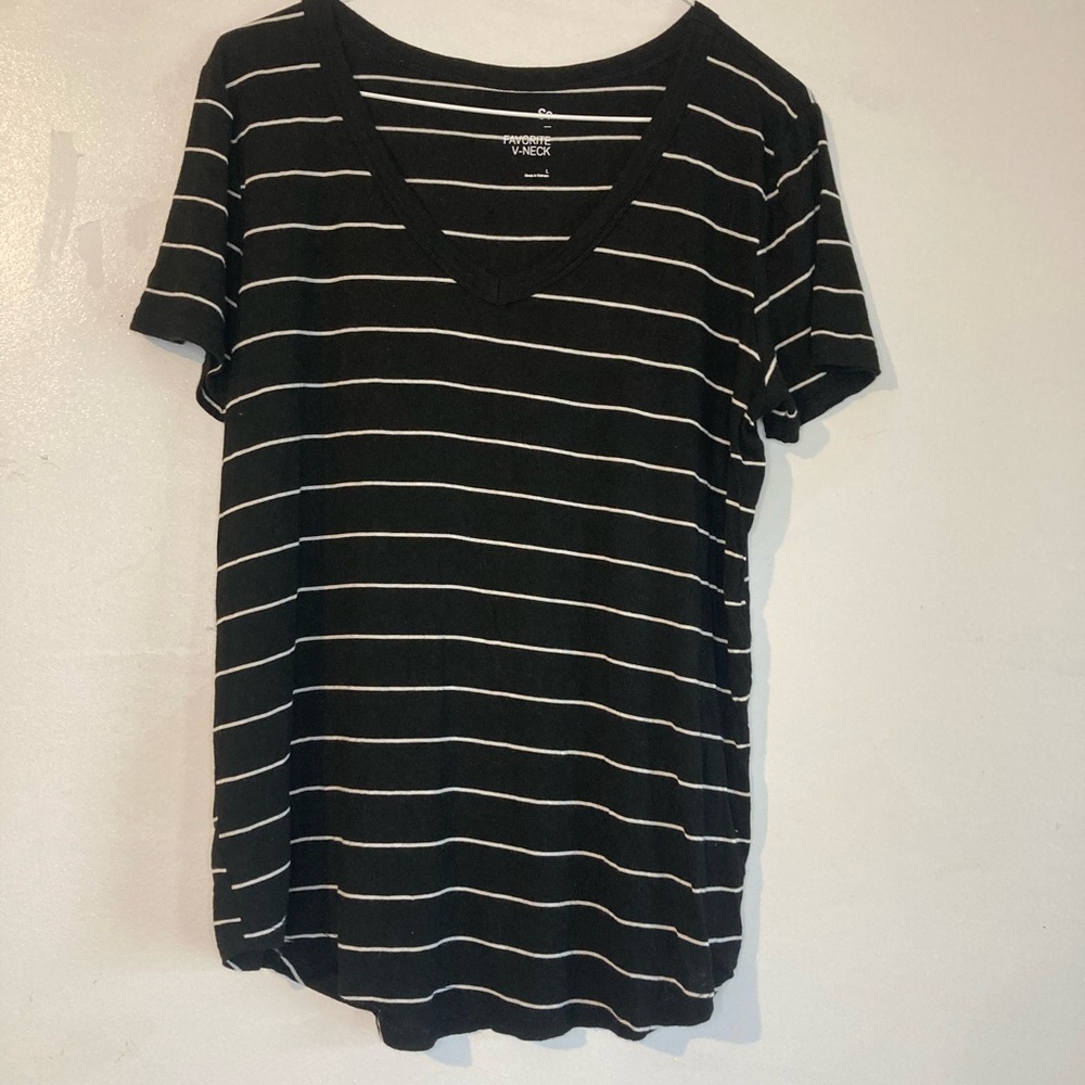 Striped V-Neck Women's Top - Black & White